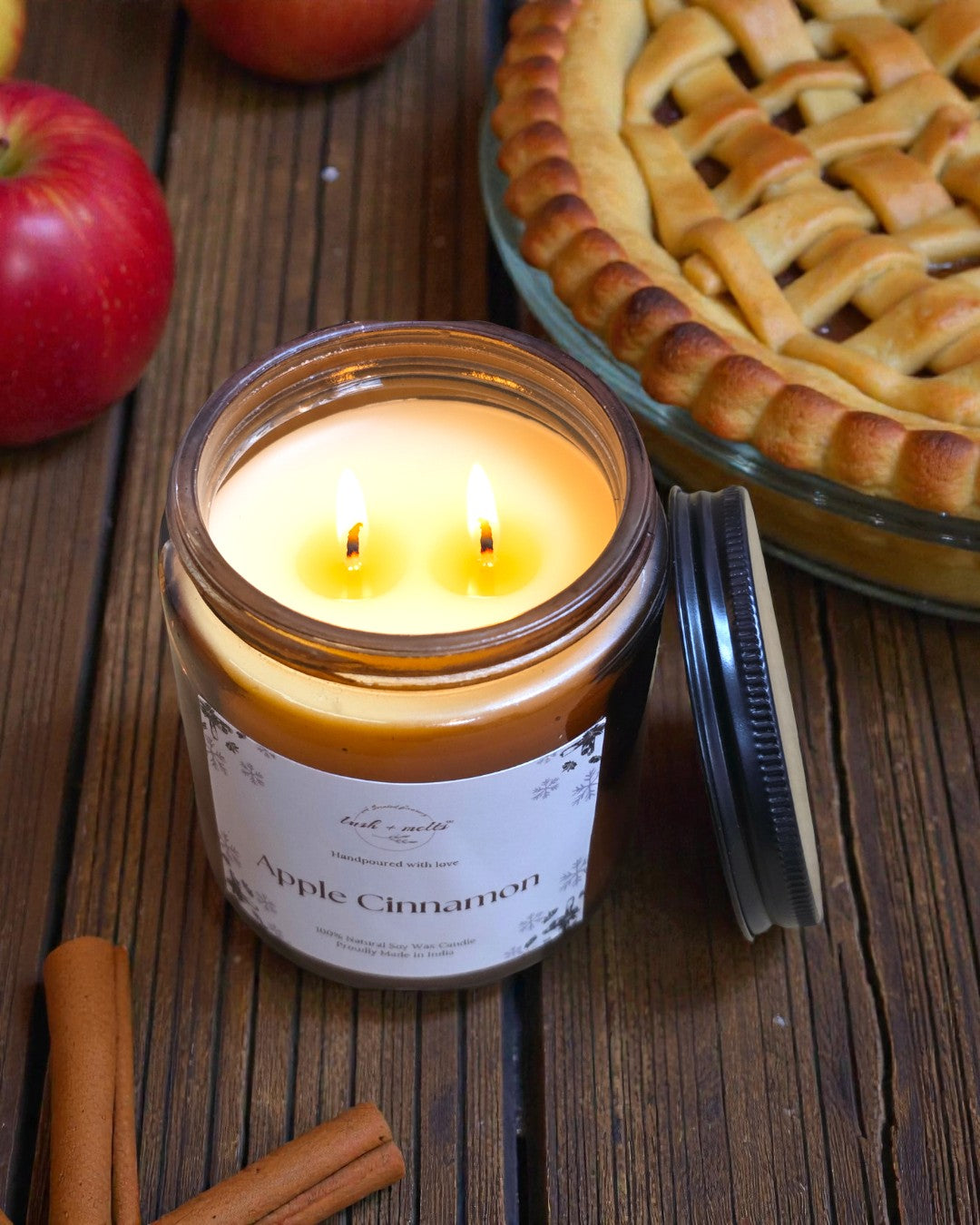 Apple Cinnamon Amber Candle